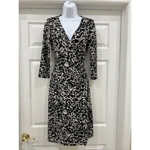 EUC BCBGMaxAzria Wrap Dress Small S Black Beige Floral 3/4 Sleeves BCBG MaxAzria